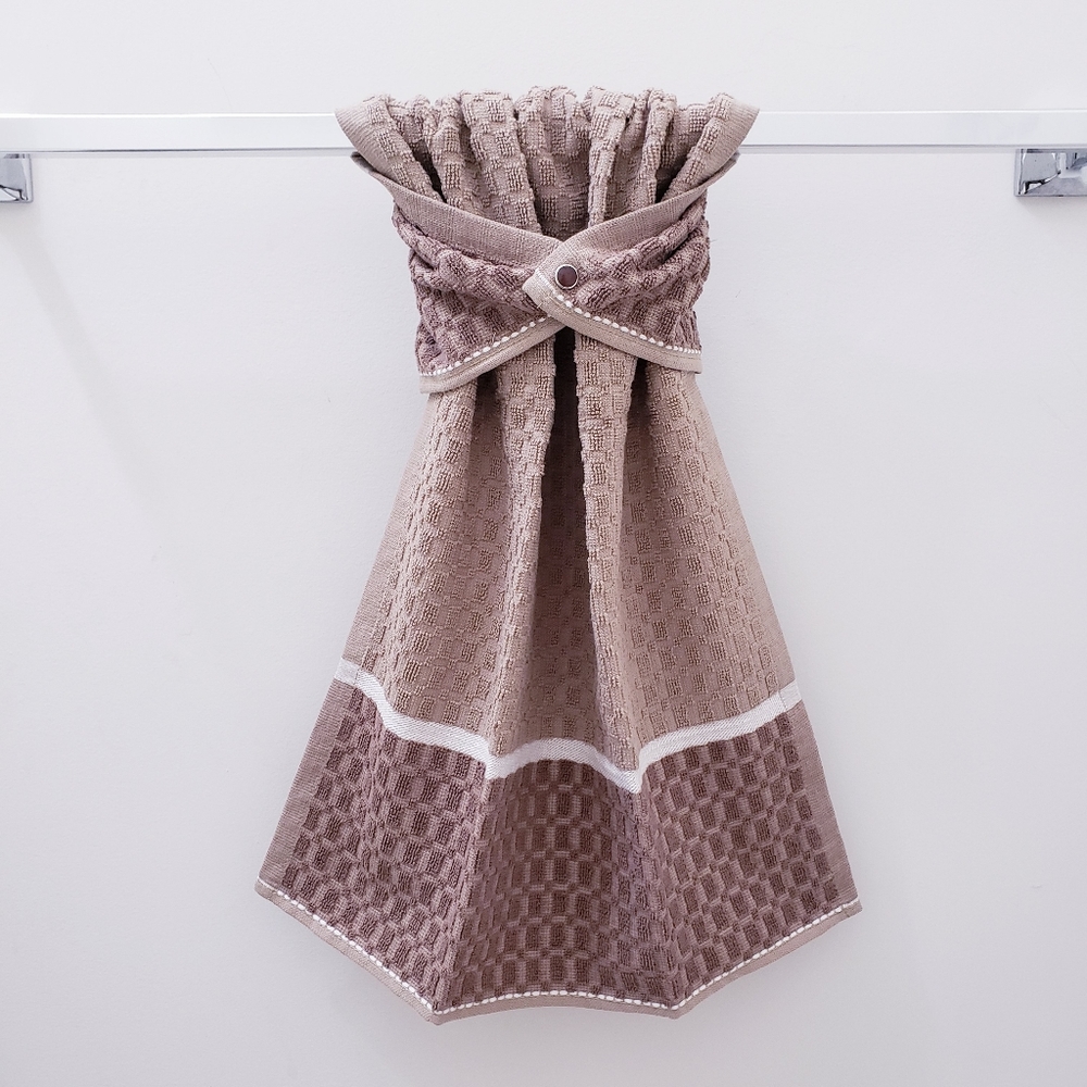 💘FINAL⚜️NEW!⬜️ #9040-B ■Tan Block design Hang'N'Snap HAND Towel 💟PLASTIC SNAP - Picture 8 of 12
